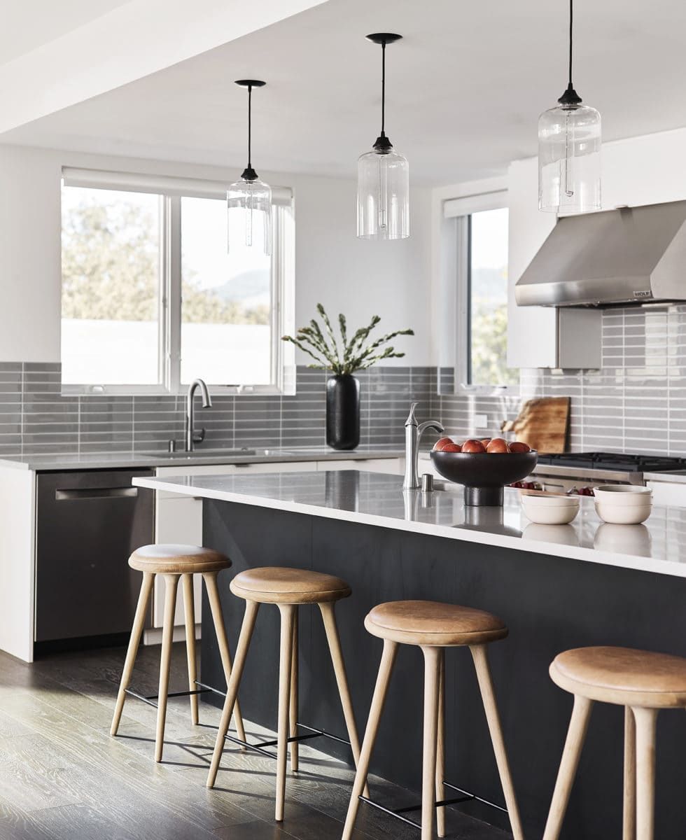 Kitchen design in Napa Vacation Home