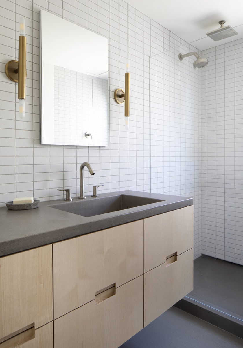 Modern bathroom design in California mid century home