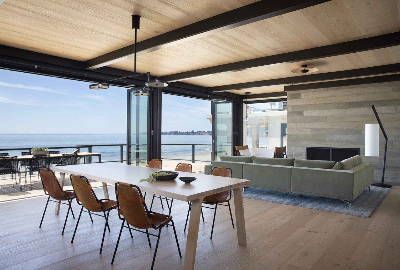 Modern California Beach House Design
