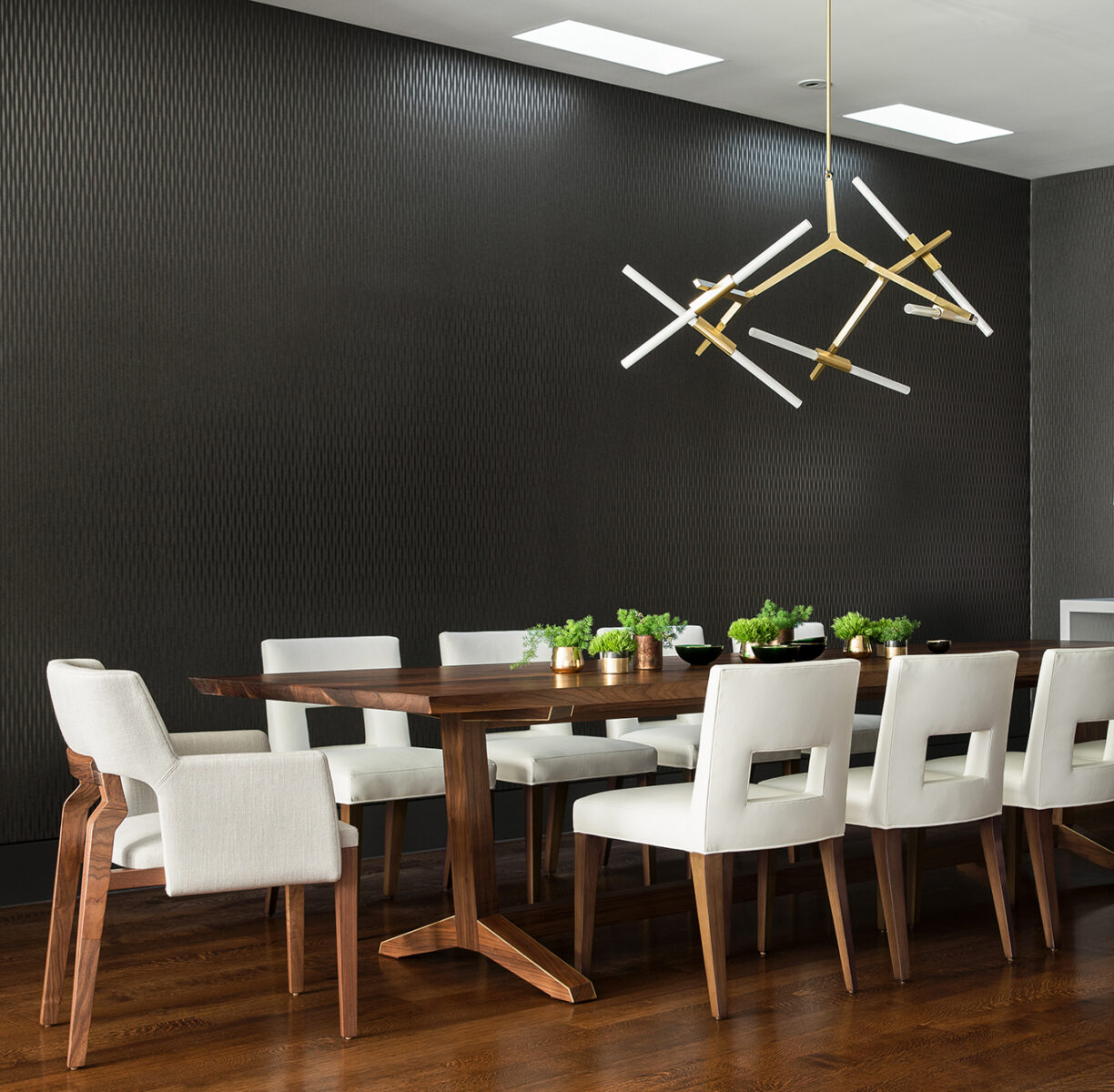 modern luxe dining room in pacific heights San Francisco home by niche interiors